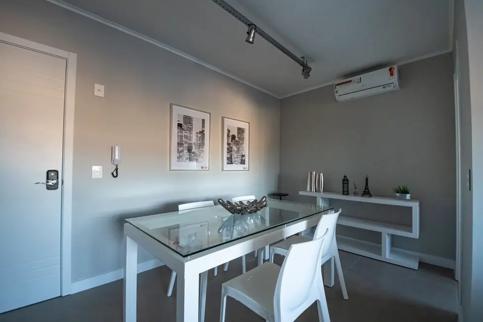 Apartamento com 1 quarto à venda, 56m2 em Jardim Europa, Porto Alegre - RS - imagem 8 Foto 8 de Apartamento com 1 quarto à venda, 56m2 em Jardim Europa, Porto Alegre - RS