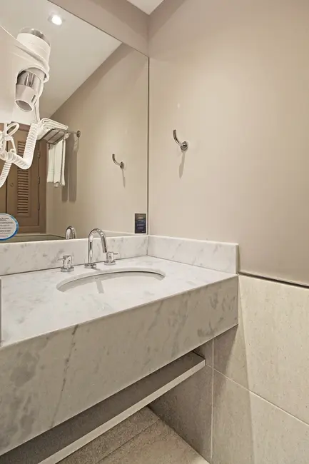 Foto 9 de Kitnet à venda, 23m2 em Cidade Baixa, Porto Alegre - RS