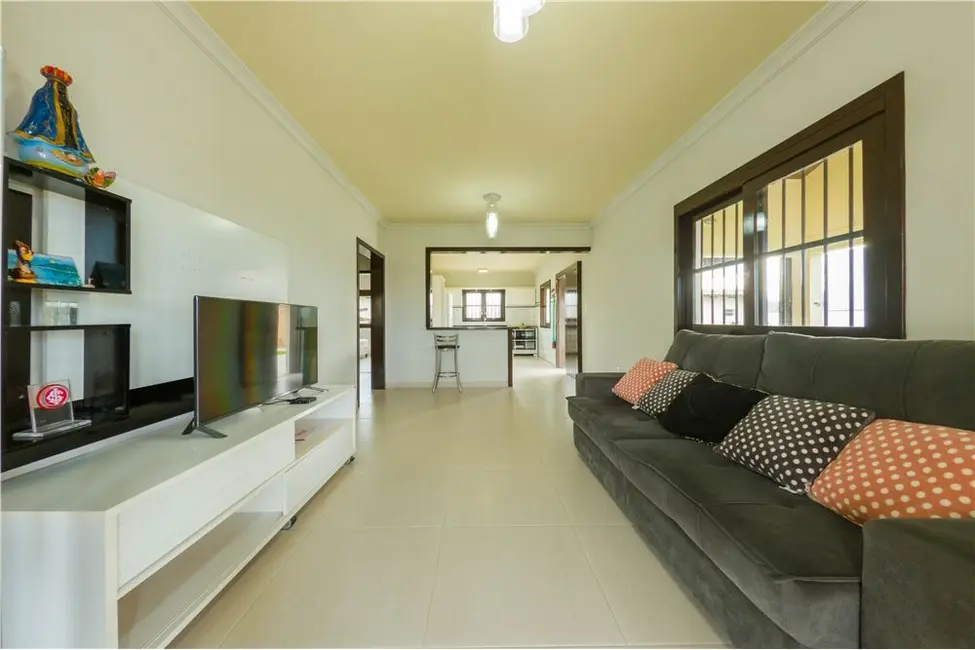 Foto 20 de Casa com 2 quartos à venda, 237m2 em Tramandai - RS