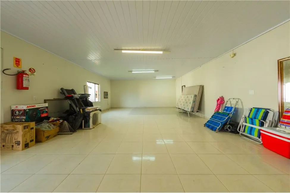 Foto 40 de Casa com 2 quartos à venda, 237m2 em Tramandai - RS