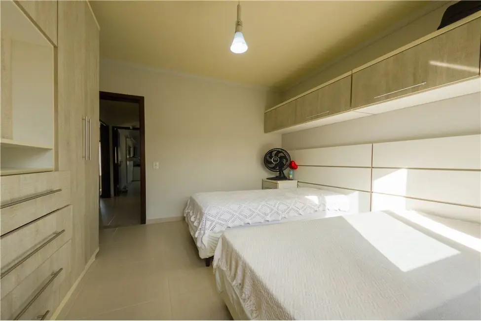 Foto 38 de Casa com 2 quartos à venda, 237m2 em Tramandai - RS