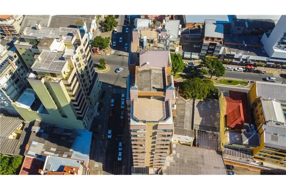 Foto 1 de Apartamento com 3 quartos à venda, 210m2 em Centro, Tramandai - RS
