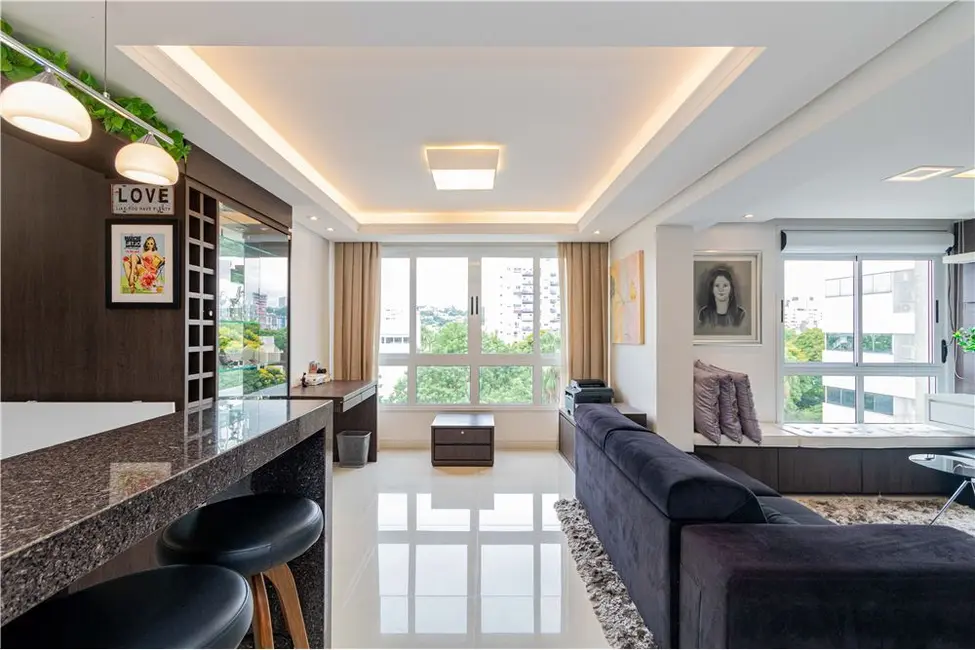 Apartamento com 3 quartos à venda, 90m2 em Menino Deus, Porto Alegre - RS - imagem 5 Foto 5 de Apartamento com 3 quartos à venda, 90m2 em Menino Deus, Porto Alegre - RS