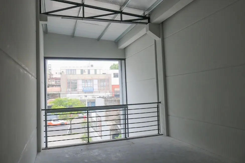 Foto 3 de Loja à venda, 141m2 em Jardim Europa, Porto Alegre - RS