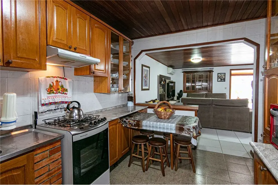 Foto 7 de Casa com 4 quartos à venda, 279m2 em Jardim Sabará, Porto Alegre - RS