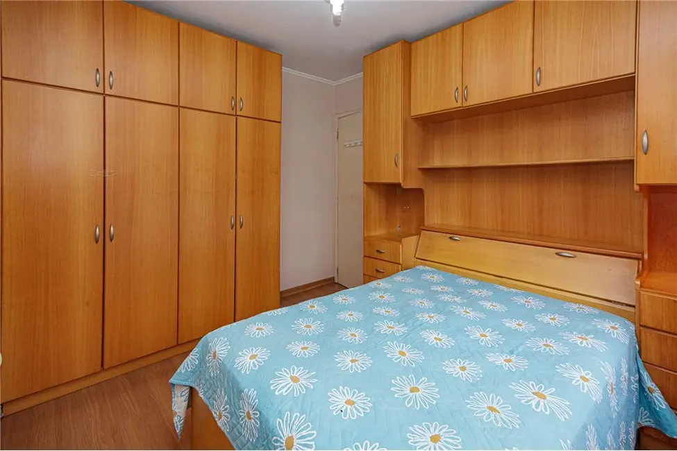 Casa com 3 quartos à venda, 155m2 em Jardim Sabará, Porto Alegre - RS - imagem 9 Foto 9 de Casa com 3 quartos à venda, 155m2 em Jardim Sabará, Porto Alegre - RS