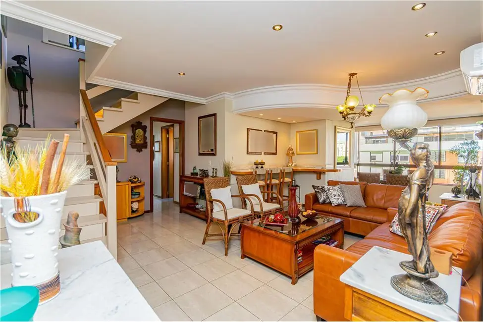 Apartamento com 3 quartos à venda, 234m2 em Menino Deus, Porto Alegre - RS - imagem 2 Foto 2 de Apartamento com 3 quartos à venda, 234m2 em Menino Deus, Porto Alegre - RS