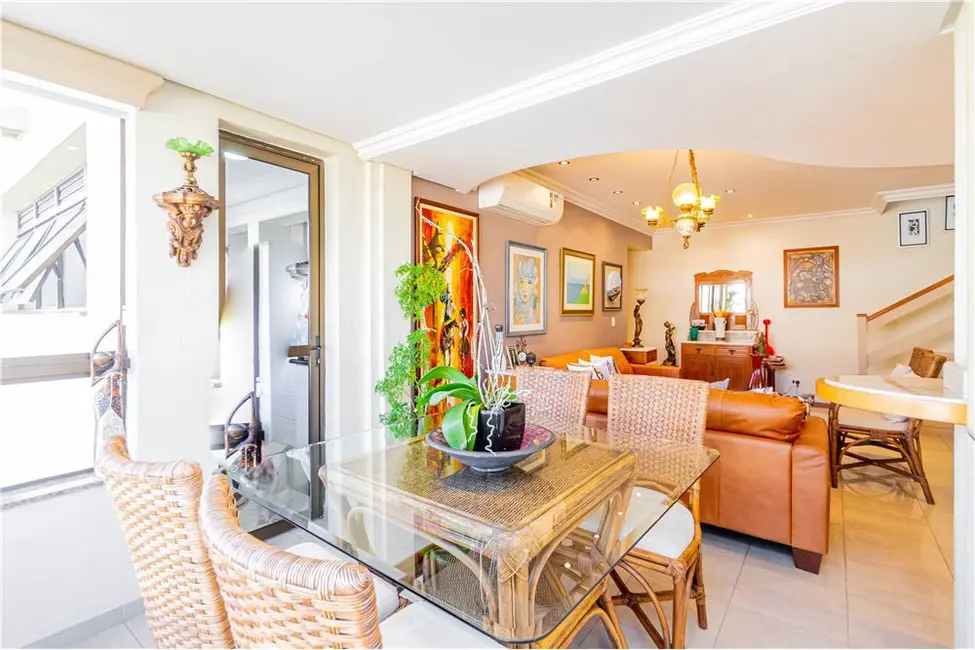 Apartamento com 3 quartos à venda, 234m2 em Menino Deus, Porto Alegre - RS - imagem 9 Foto 9 de Apartamento com 3 quartos à venda, 234m2 em Menino Deus, Porto Alegre - RS