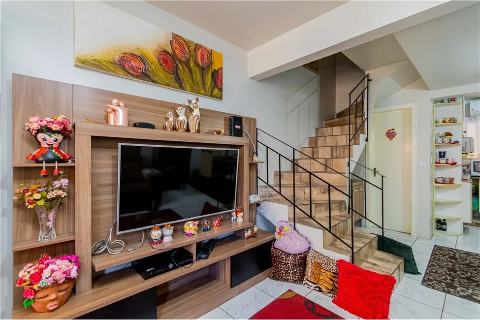 Foto 6 de Casa com 2 quartos à venda, 104m2 em Rio Branco, Canoas - RS