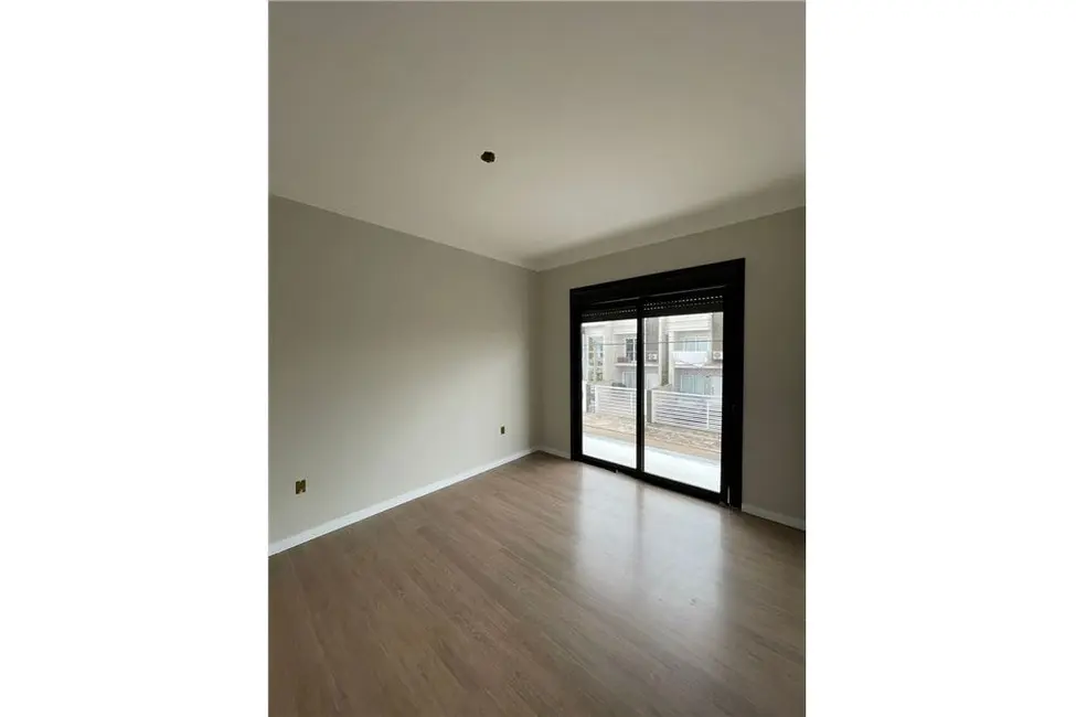 Casa com 3 quartos à venda, 130m2 em Estância Velha, Canoas - RS - imagem 9 Foto 9 de Casa com 3 quartos à venda, 130m2 em Estância Velha, Canoas - RS