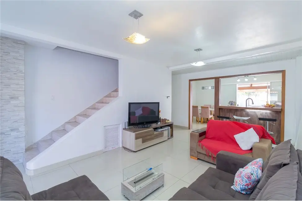 Foto 1 de Casa com 2 quartos à venda, 105m2 em Aberta dos Morros, Porto Alegre - RS