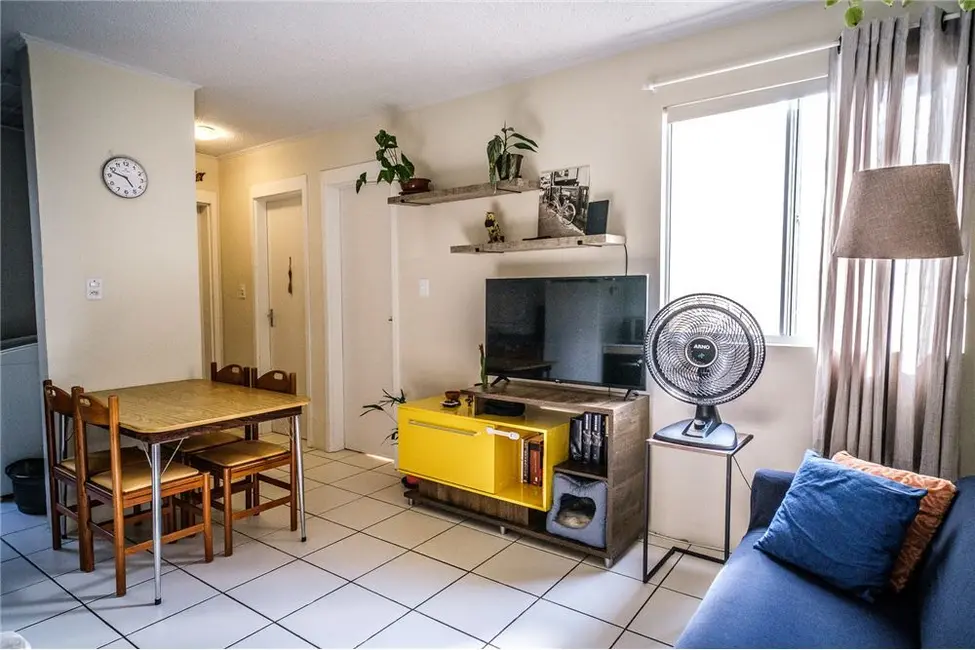 Apartamento com 2 quartos à venda, 42m2 em Partenon, Porto Alegre - RS - imagem 3 Foto 3 de Apartamento com 2 quartos à venda, 42m2 em Partenon, Porto Alegre - RS