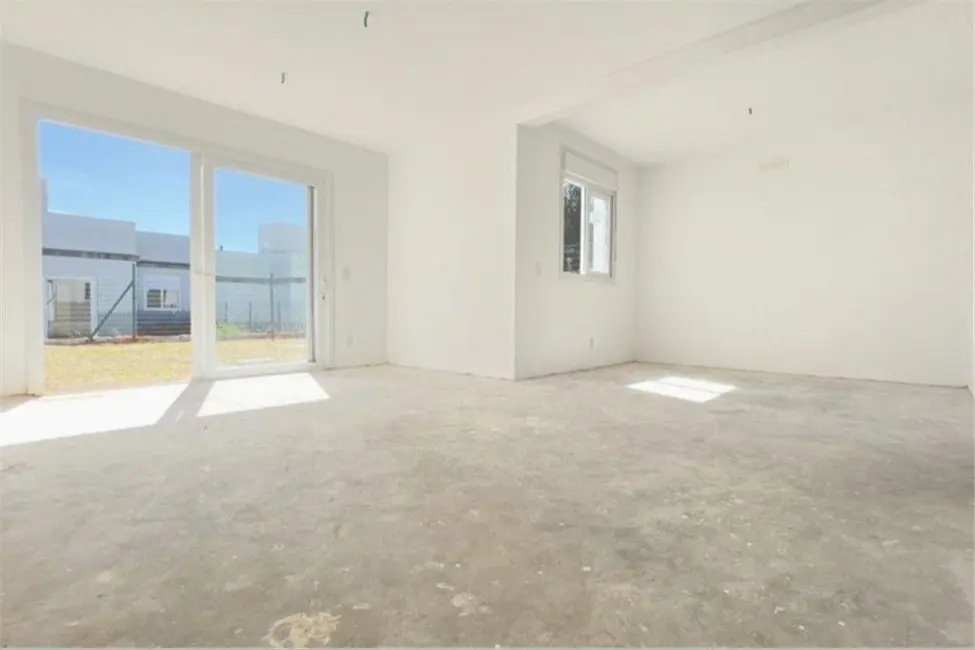 Foto 2 de Casa com 2 quartos à venda, 78m2 em Lomba do Pinheiro, Porto Alegre - RS