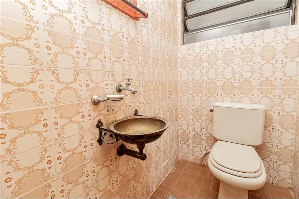 Casa com 4 quartos à venda, 248m2 em Cristal, Porto Alegre - RS - imagem 7 Foto 7 de Casa com 4 quartos à venda, 248m2 em Cristal, Porto Alegre - RS