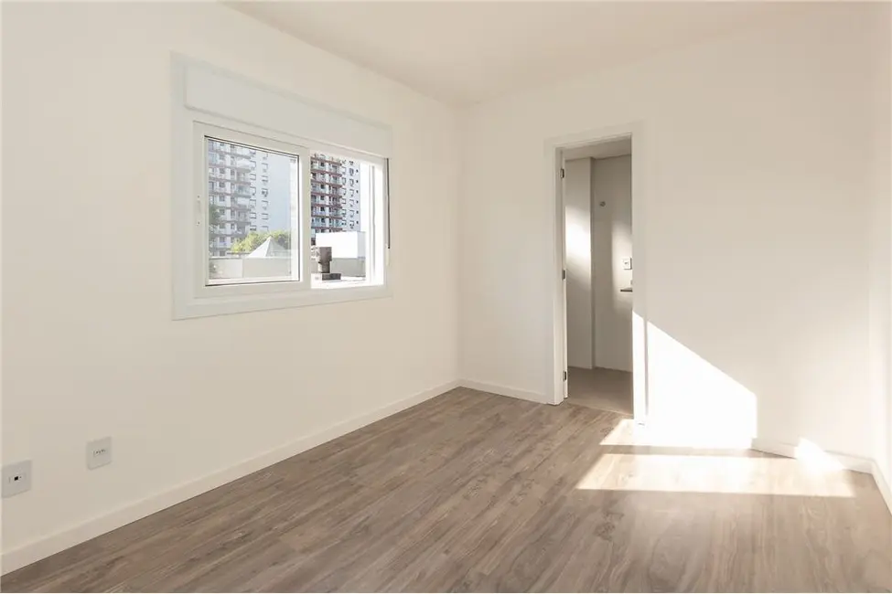 Foto 9 de Apartamento com 2 quartos à venda, 61m2 em Santa Maria Goretti, Porto Alegre - RS