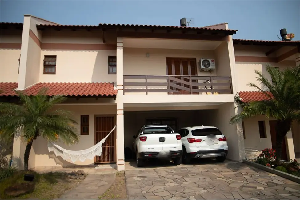 Casa com 3 quartos à venda, 243m2 em Cavalhada, Porto Alegre - RS - imagem 8 Foto 8 de Casa com 3 quartos à venda, 243m2 em Cavalhada, Porto Alegre - RS