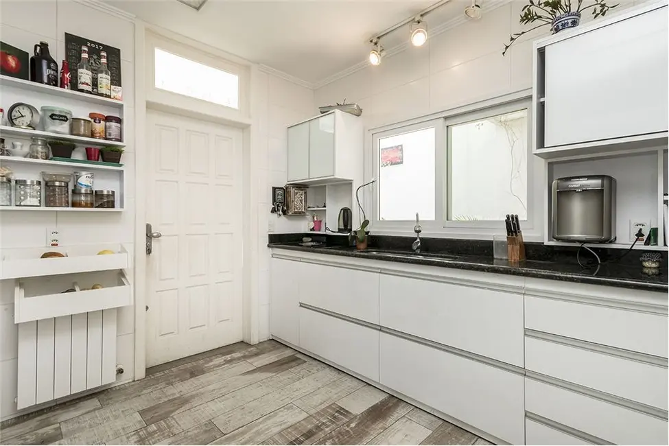 Foto 8 de Casa com 3 quartos à venda, 300m2 em Jardim Lindóia, Porto Alegre - RS