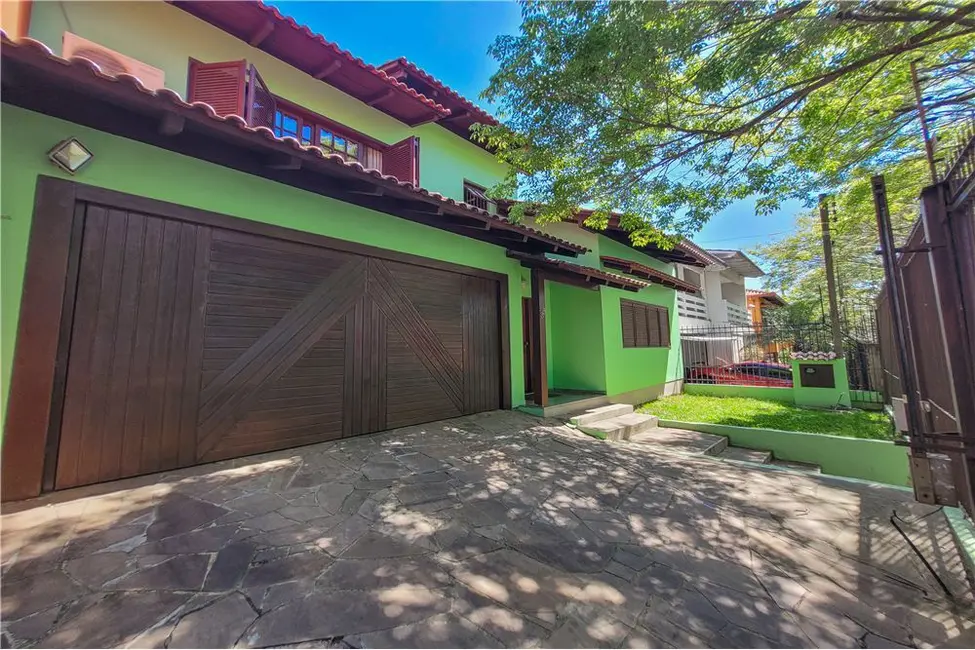 Foto 3 de Casa com 4 quartos à venda, 267m2 em Jardim Itu, Porto Alegre - RS