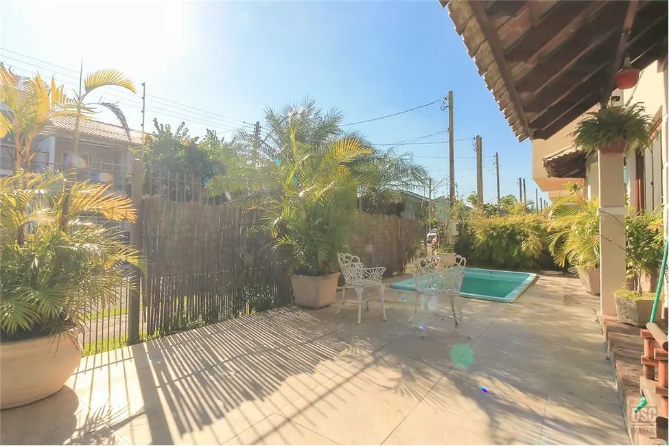 Foto 8 de Casa com 4 quartos à venda, 250m2 em Hípica, Porto Alegre - RS