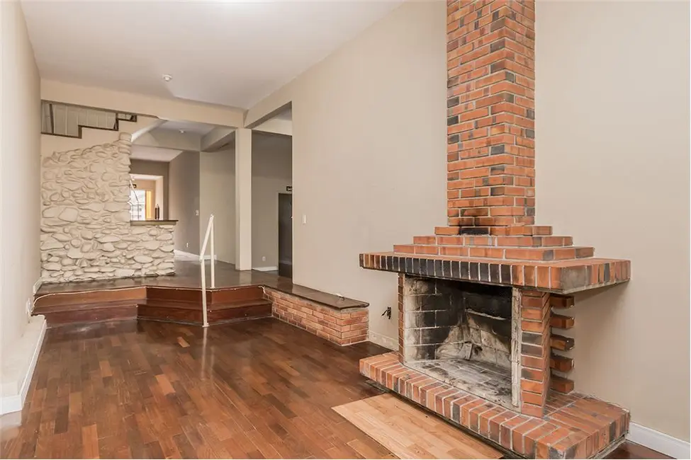 Foto 4 de Casa com 5 quartos à venda, 200m2 em Rio Branco, Porto Alegre - RS