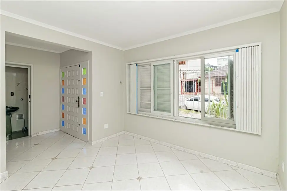 Foto 2 de Casa com 3 quartos à venda, 312m2 em Passo da Areia, Porto Alegre - RS