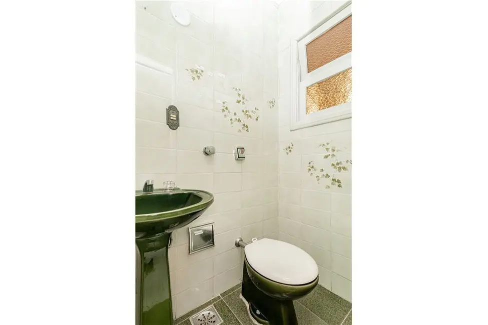 Foto 5 de Casa com 3 quartos à venda, 312m2 em Passo da Areia, Porto Alegre - RS