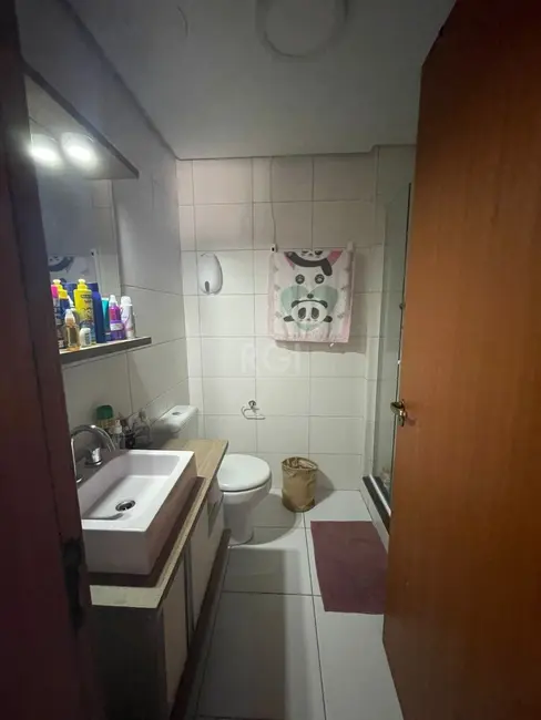 Foto 3 de Apartamento com 2 quartos à venda, 58m2 em Medianeira, Porto Alegre - RS