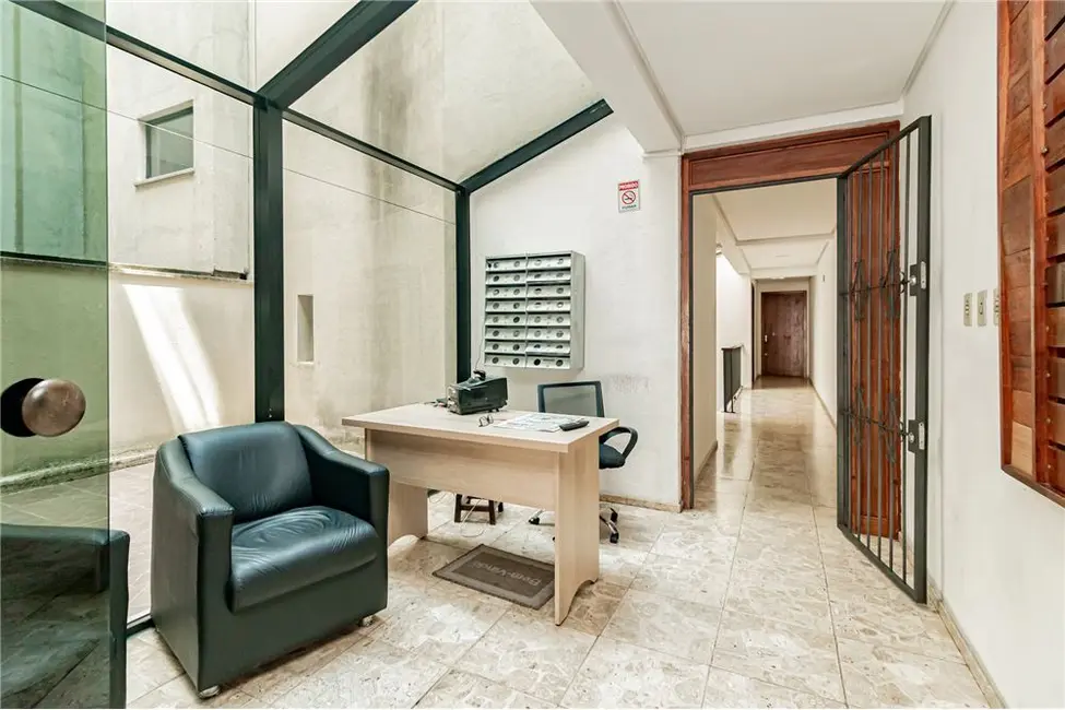 Sala Comercial à venda, 27m2 em Petrópolis, Porto Alegre - RS - imagem 5 Foto 5 de Sala Comercial à venda, 27m2 em Petrópolis, Porto Alegre - RS