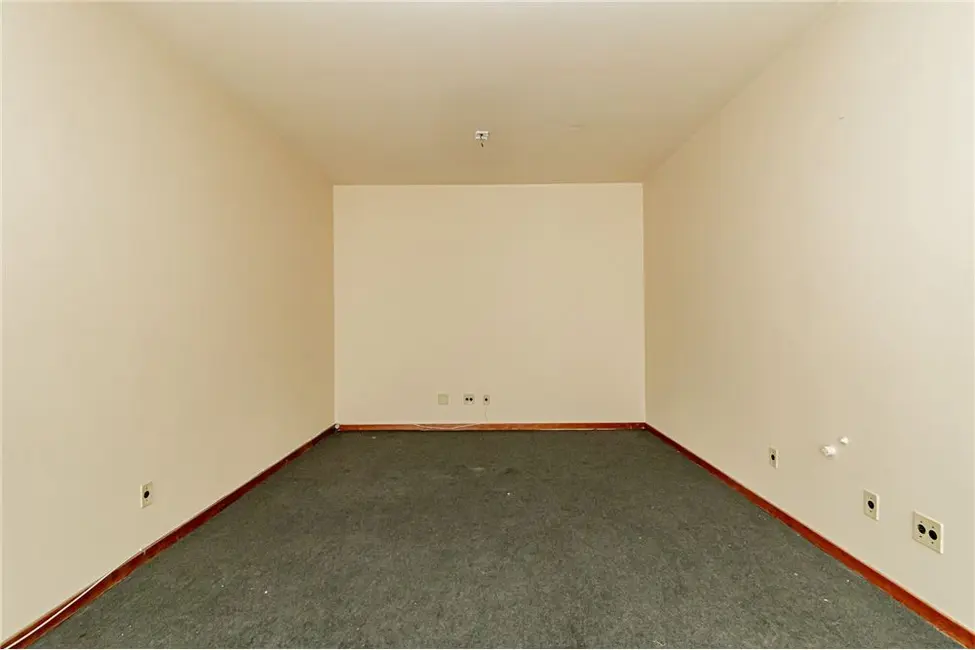Sala Comercial à venda, 27m2 em Petrópolis, Porto Alegre - RS - imagem 9 Foto 9 de Sala Comercial à venda, 27m2 em Petrópolis, Porto Alegre - RS
