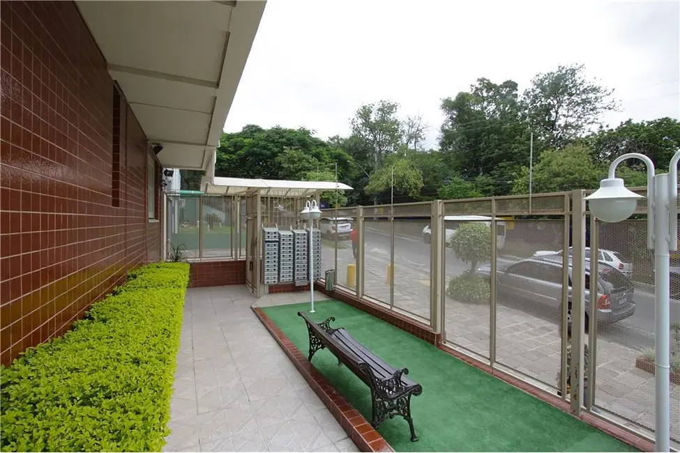 Foto 3 de Apartamento com 2 quartos à venda, 58m2 em Santo Antônio, Porto Alegre - RS