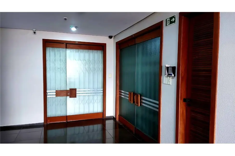 Sala Comercial à venda, 434m2 em Moinhos de Vento, Porto Alegre - RS - imagem 5 Foto 5 de Sala Comercial à venda, 434m2 em Moinhos de Vento, Porto Alegre - RS