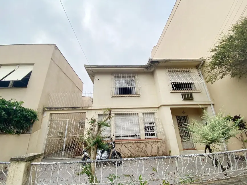 Foto 1 de Casa com 4 quartos à venda, 283m2 em Rio Branco, Porto Alegre - RS