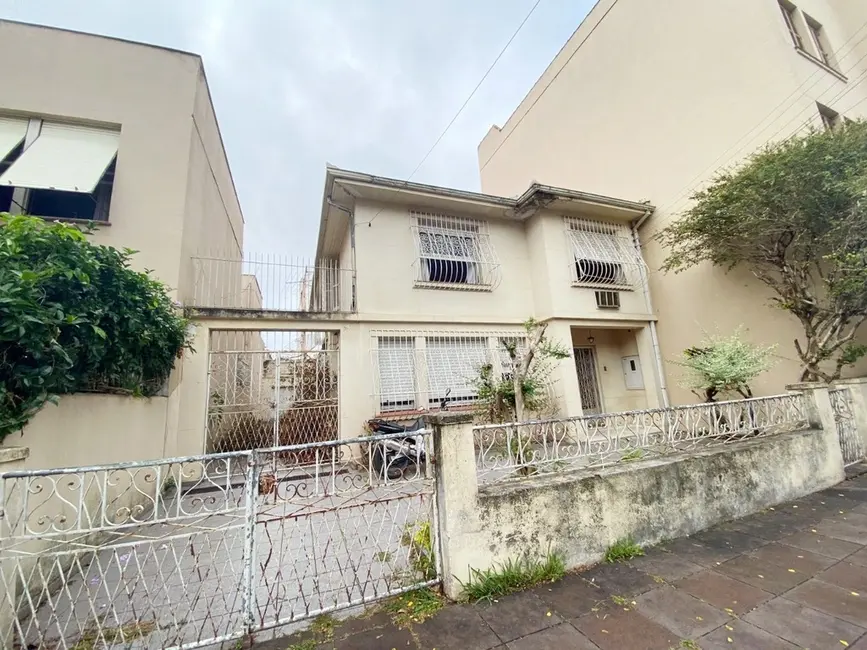 Foto 2 de Casa com 4 quartos à venda, 283m2 em Rio Branco, Porto Alegre - RS