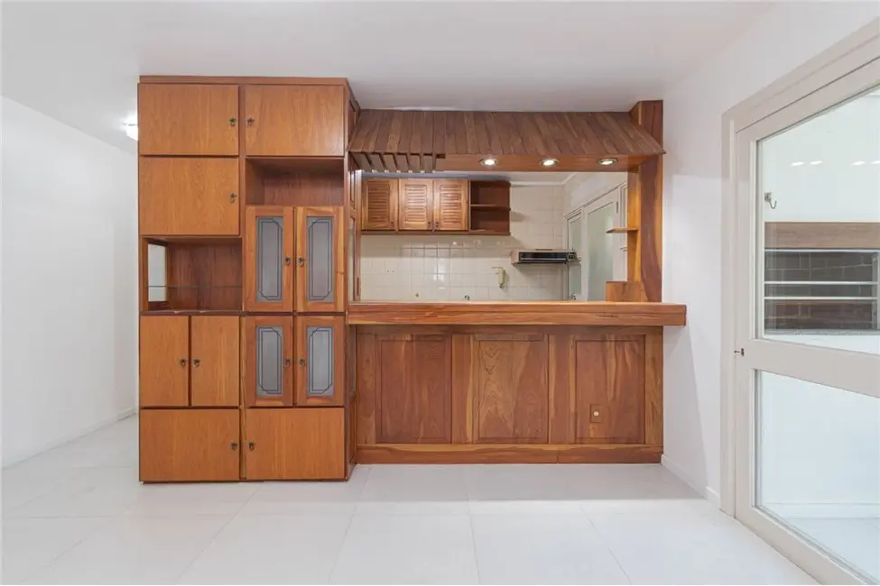 Foto 3 de Apartamento com 2 quartos à venda, 66m2 em Cavalhada, Porto Alegre - RS