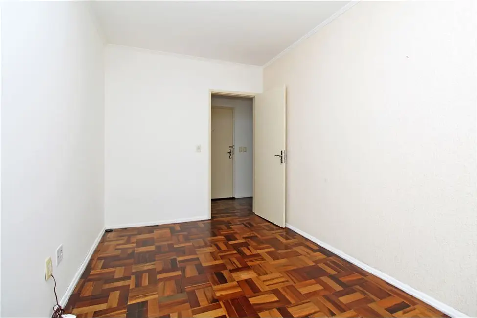 Apartamento com 2 quartos à venda, 43m2 em Menino Deus, Porto Alegre - RS - imagem 9 Foto 9 de Apartamento com 2 quartos à venda, 43m2 em Menino Deus, Porto Alegre - RS