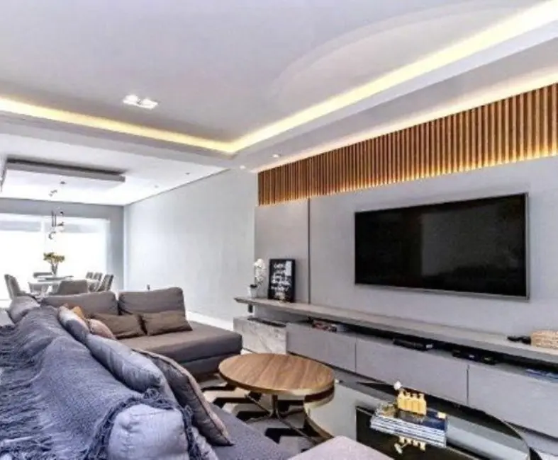 Casa com 3 quartos à venda, 233m2 em Sarandi, Porto Alegre - RS - imagem 2 Foto 2 de Casa com 3 quartos à venda, 233m2 em Sarandi, Porto Alegre - RS