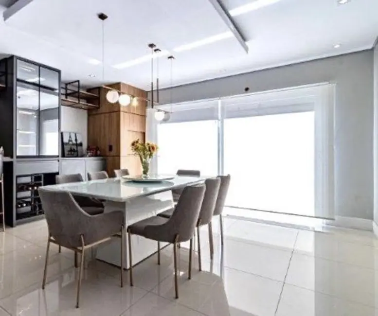 Casa com 3 quartos à venda, 233m2 em Sarandi, Porto Alegre - RS - imagem 6 Foto 6 de Casa com 3 quartos à venda, 233m2 em Sarandi, Porto Alegre - RS