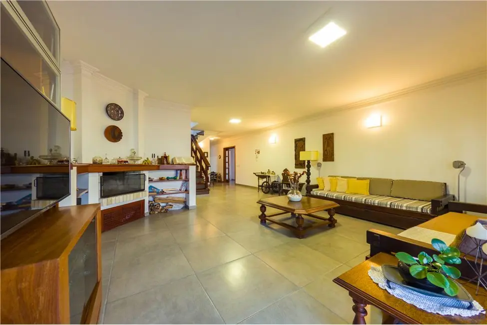 Foto 3 de Apartamento com 5 quartos à venda, 245m2 em Centro, Capao Da Canoa - RS