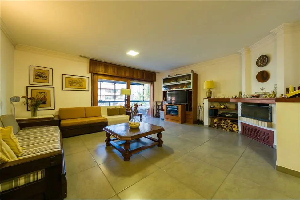 Foto 4 de Apartamento com 5 quartos à venda, 245m2 em Centro, Capao Da Canoa - RS