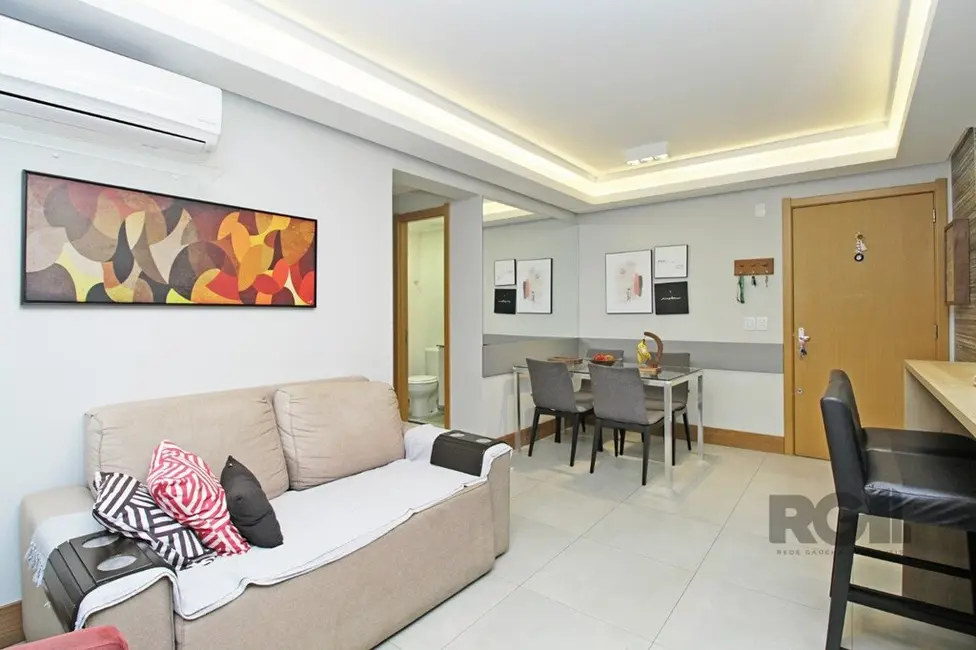 Apartamento com 2 quartos à venda, 62m2 em Teresópolis, Porto Alegre - RS - imagem 3 Foto 3 de Apartamento com 2 quartos à venda, 62m2 em Teresópolis, Porto Alegre - RS