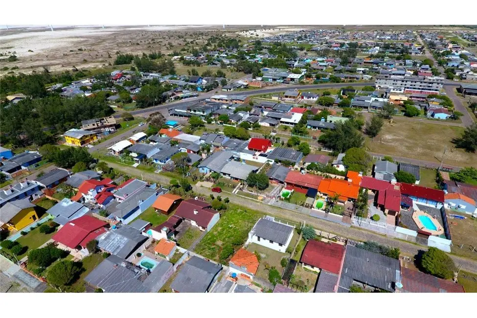 Terreno / Lote à venda, 350m2 em Tramandai - RS - imagem 3 Foto 3 de Terreno / Lote à venda, 350m2 em Tramandai - RS