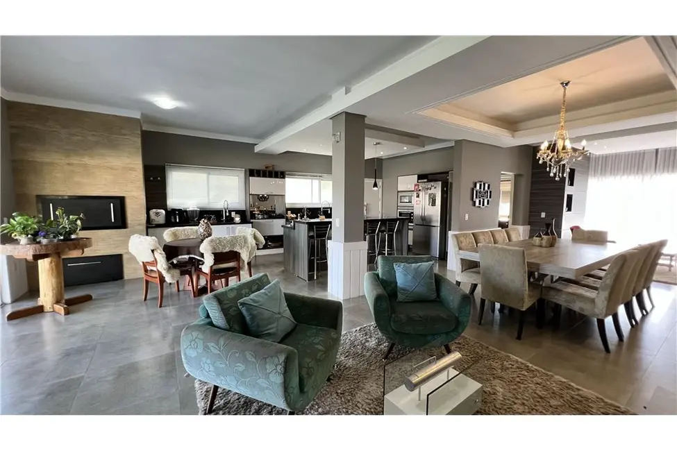 Foto 24 de Casa com 3 quartos à venda, 354m2 em Tramandai - RS