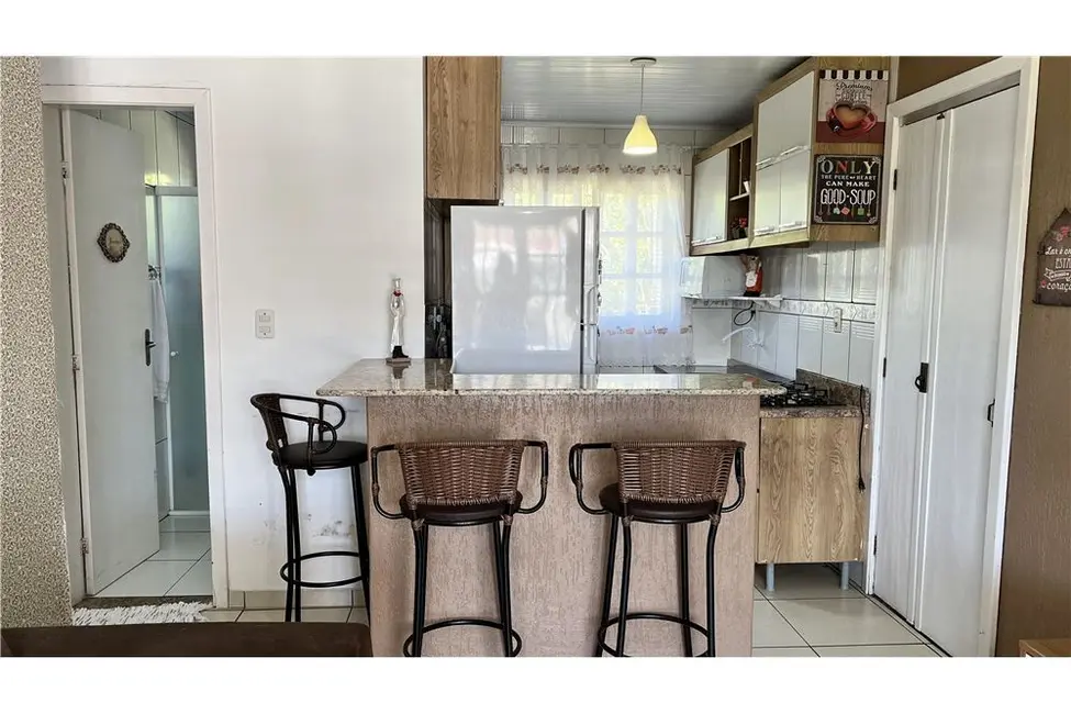 Casa com 2 quartos à venda, 70m2 em Tramandai - RS - imagem 8 Foto 8 de Casa com 2 quartos à venda, 70m2 em Tramandai - RS