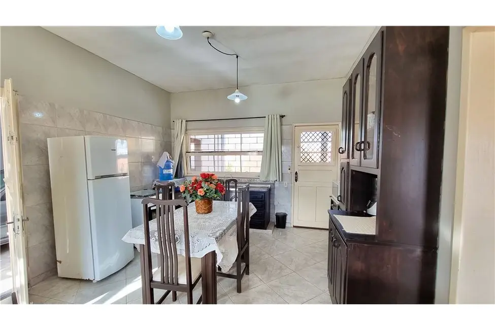 Foto 1 de Casa com 2 quartos à venda, 120m2 em Tramandai - RS