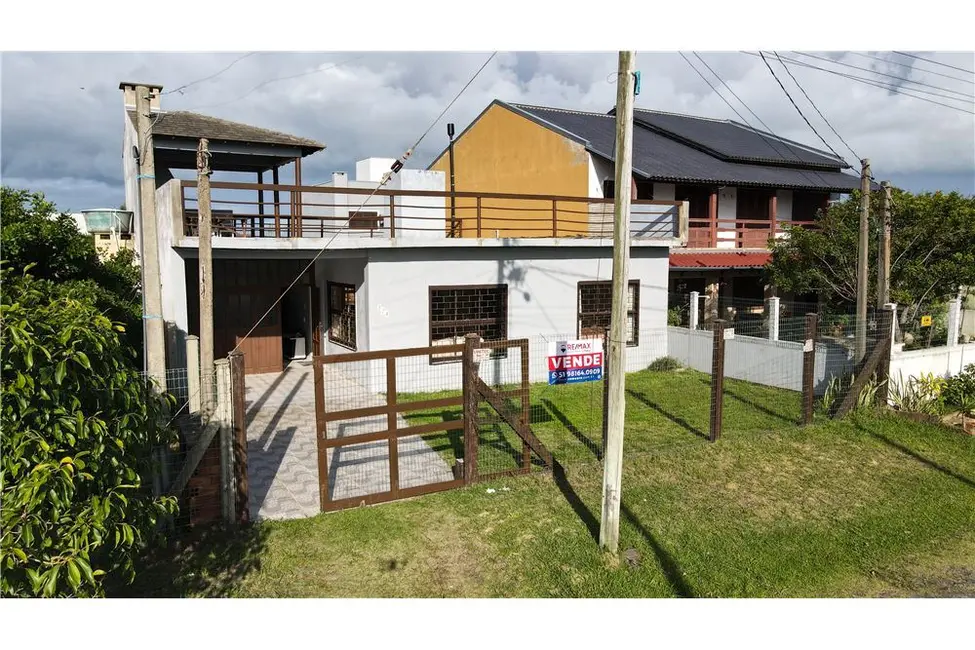 Casa com 2 quartos à venda, 120m2 em Tramandai - RS - imagem 9 Foto 9 de Casa com 2 quartos à venda, 120m2 em Tramandai - RS