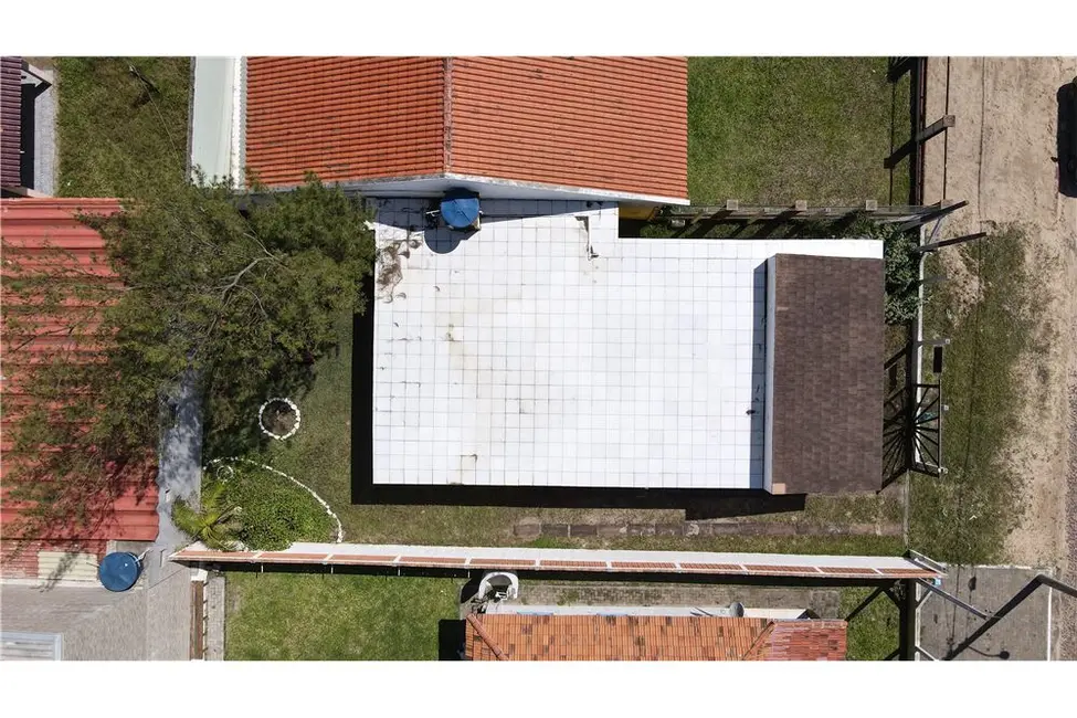 Casa com 3 quartos à venda, 102m2 em Tramandai - RS - imagem 7 Foto 7 de Casa com 3 quartos à venda, 102m2 em Tramandai - RS