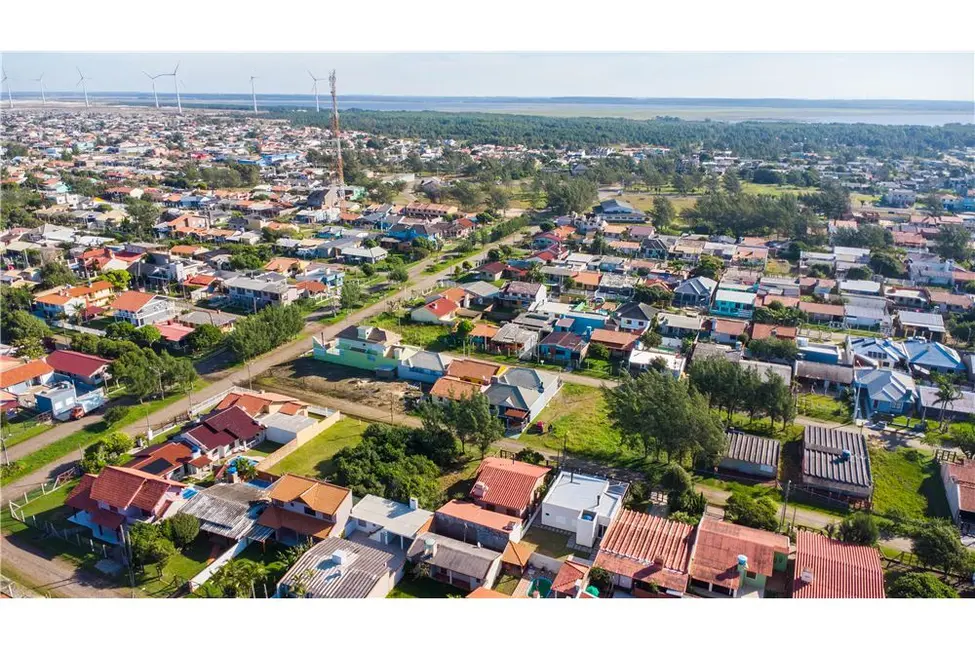 Terreno / Lote à venda, 300m2 em Tramandai - RS - imagem 2 Foto 2 de Terreno / Lote à venda, 300m2 em Tramandai - RS