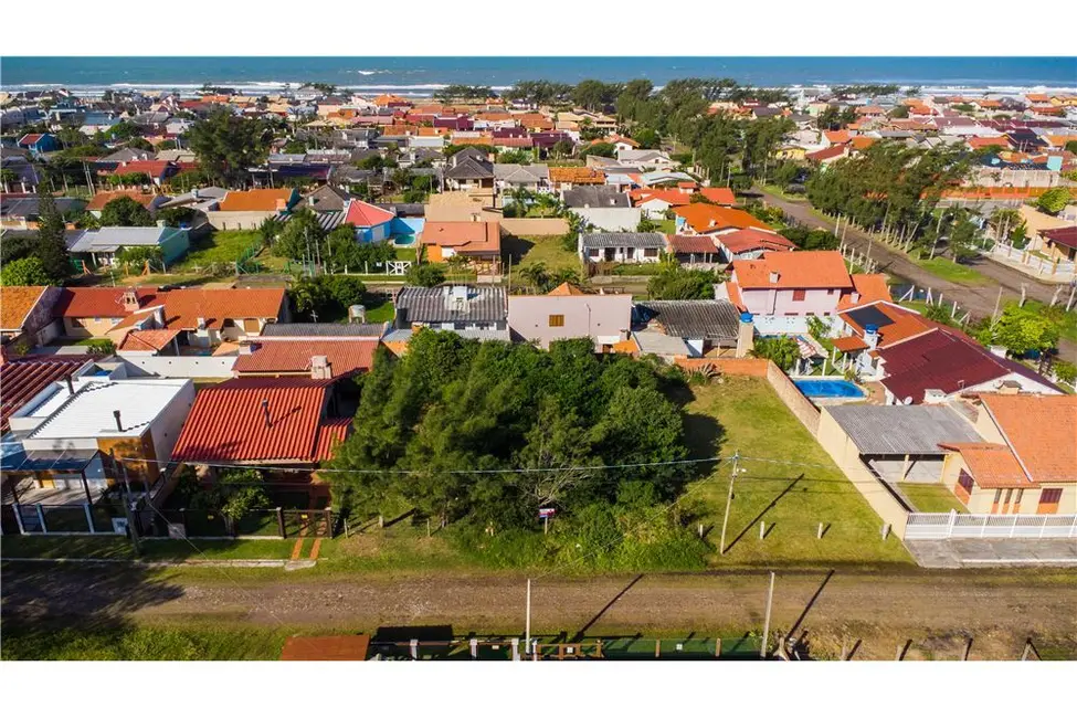 Terreno / Lote à venda, 300m2 em Tramandai - RS - imagem 8 Foto 8 de Terreno / Lote à venda, 300m2 em Tramandai - RS