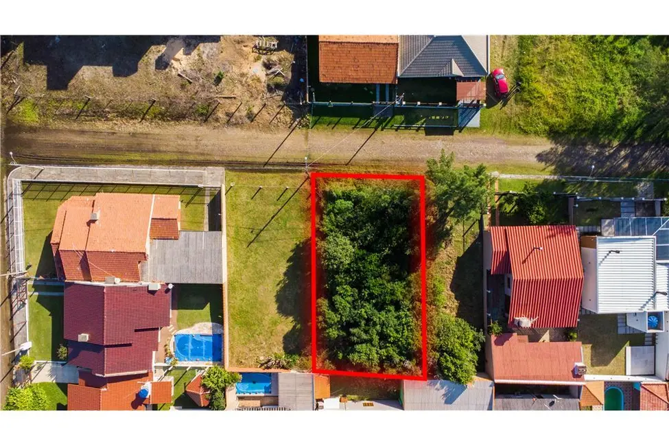 Terreno / Lote à venda, 300m2 em Tramandai - RS - imagem 1 Foto 1 de Terreno / Lote à venda, 300m2 em Tramandai - RS