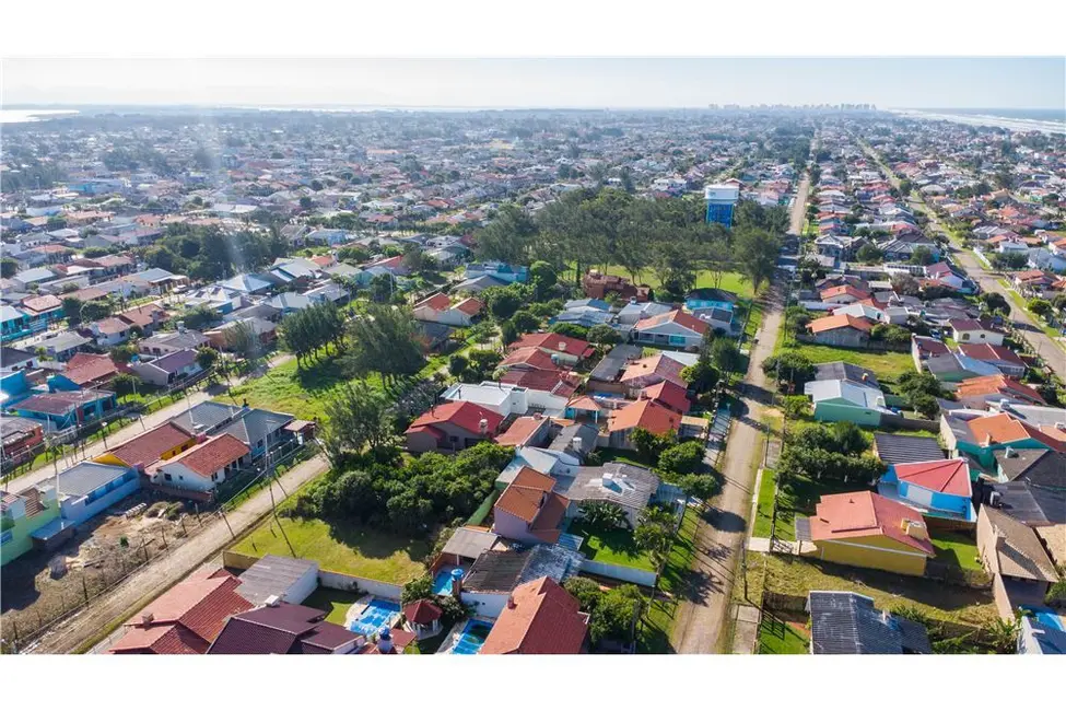 Terreno / Lote à venda, 300m2 em Tramandai - RS - imagem 5 Foto 5 de Terreno / Lote à venda, 300m2 em Tramandai - RS